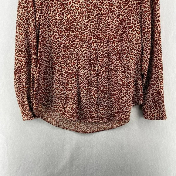 H&M Button Up Tops Women Sz 4 Burgundy Ivory Leopard Print Collared Long Sleeves - Picture 8 of 12